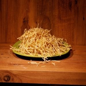 Ev Yapımı Çiftlik Yumurtalı Erişte