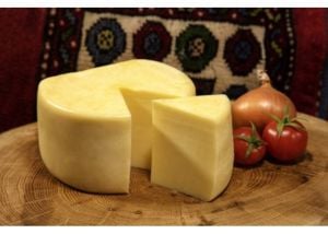 Doğal Taze Kars Tekerlek Kaşar 1 Kg